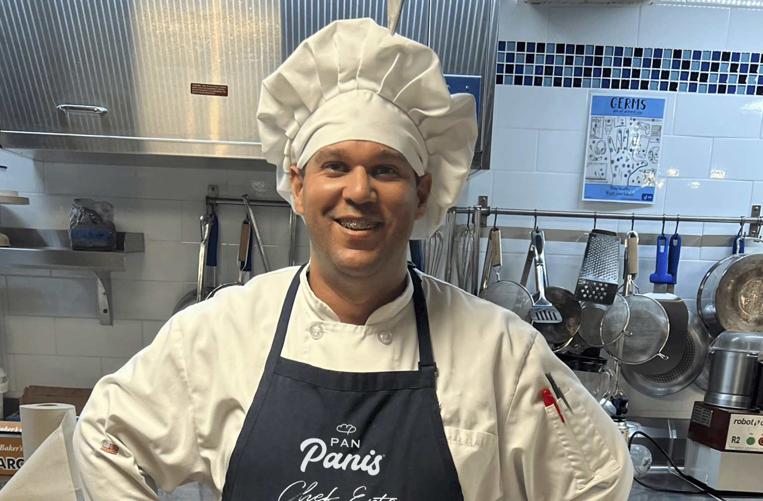 Roberto E. Tejada, Chef Erto — Fundador de Panpanis